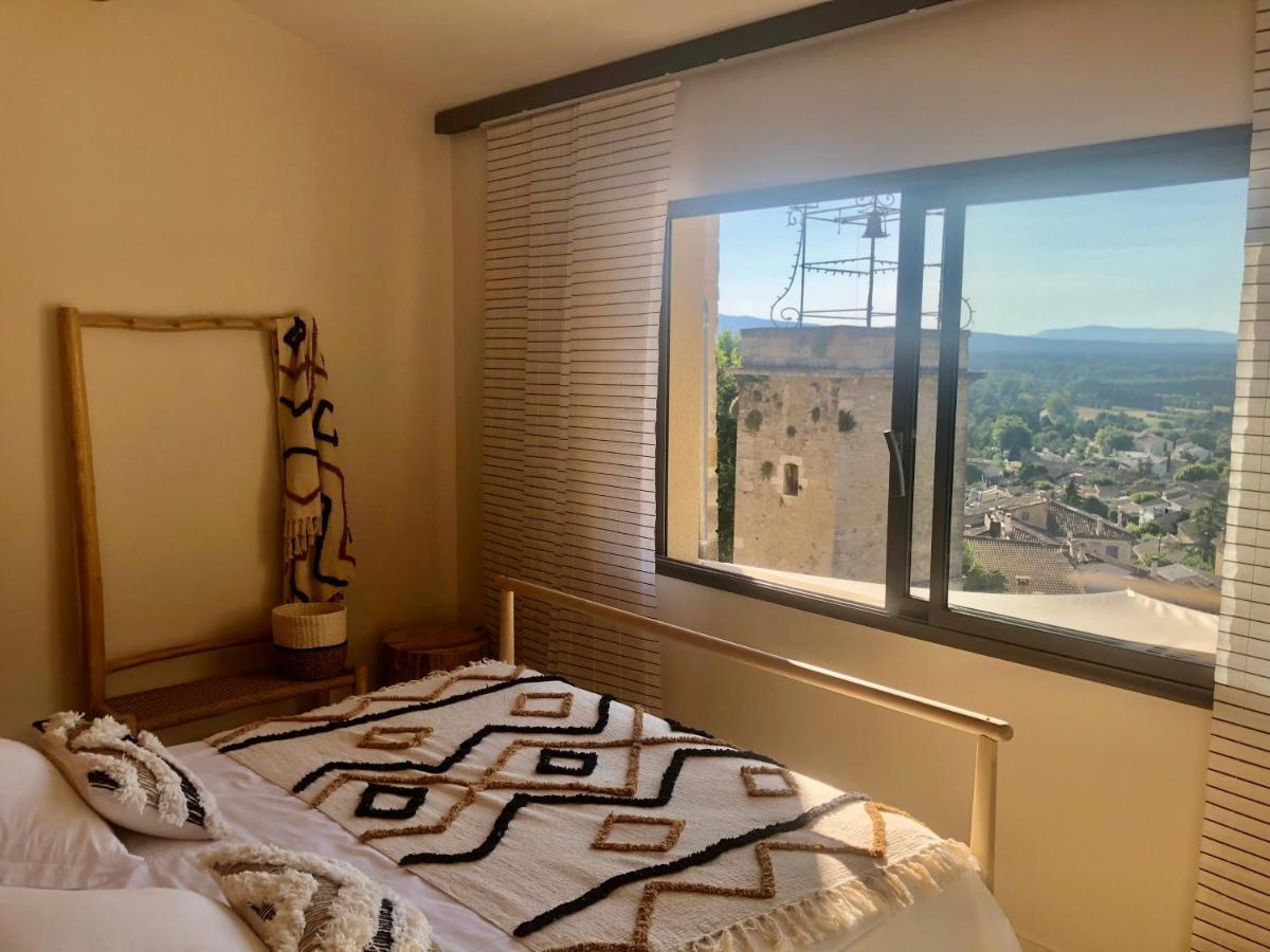 La Tour Carree Bed & Breakfast Chateauneuf-de-Gadagne ภายนอก รูปภาพ